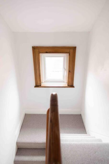 Charming 3 Bedroom Belfast Townhouse Exterior photo